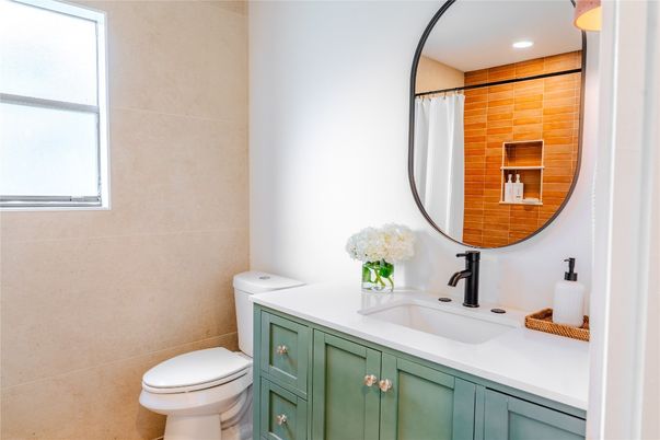 Bathroom, Interior, Recessed Lighting