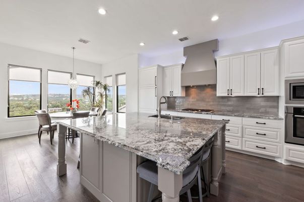 Chandelier, Dining room, Interior, Kitchen, Pendant Lights, Recessed Lighting, Stainless Steel Appliances, Wood Texture Flooring