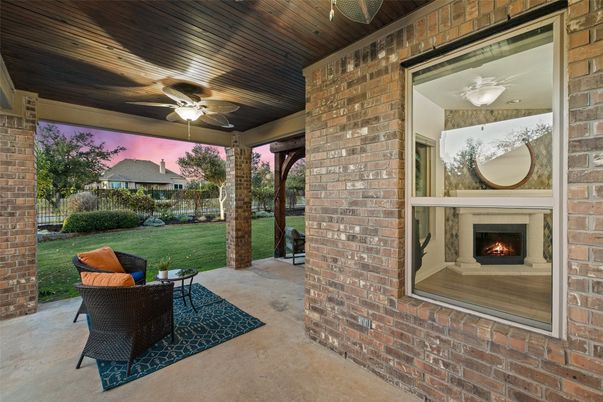 Exterior, Fireplace