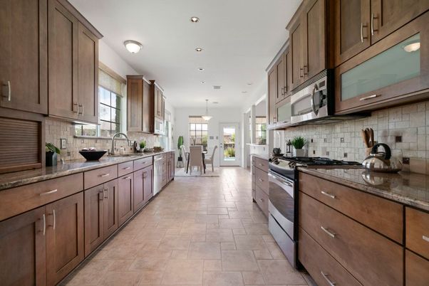 Dining room, Interior, Kitchen, Pendant Lights, Recessed Lighting, Stainless Steel Appliances