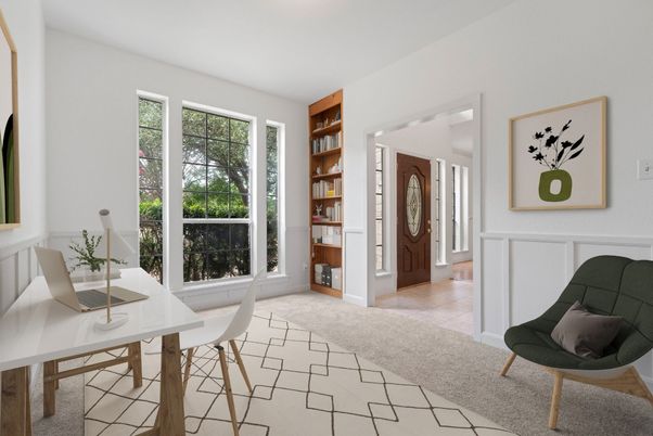 Home Office, Interior