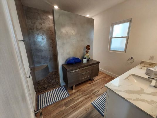 Bathroom, Interior, Recessed Lighting, Wood Texture Flooring