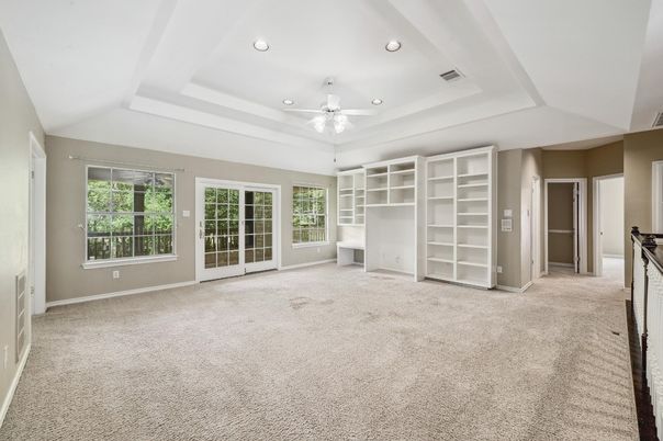 Empty room, Interior, Recessed Lighting