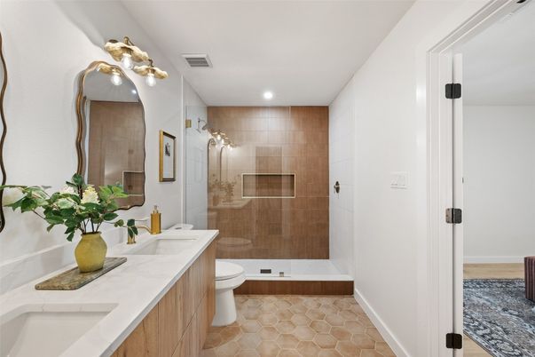 Bathroom, Dual Sink Vanities, Glass Shower, Interior, Recessed Lighting