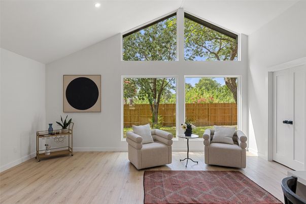 Interior, Recessed Lighting, Wood Texture Flooring
