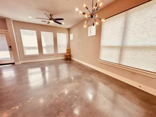 Empty room, Interior, Pendant Lights