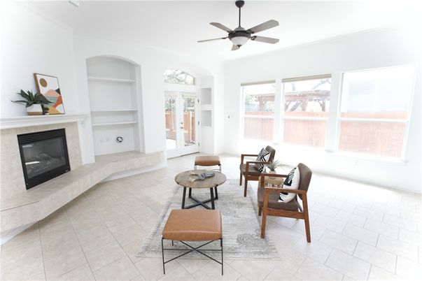 Fireplace, Interior, Living room