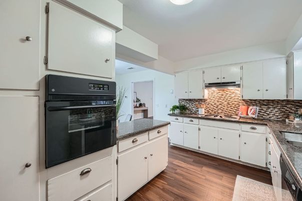 Interior, Kitchen, Wood Texture Flooring