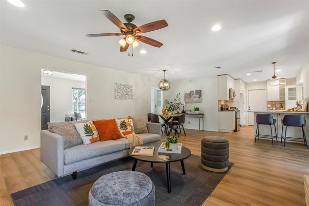 Dining room, Interior, Kitchen, Living room, Pendant Lights, Recessed Lighting, Wood Texture Flooring