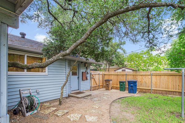 Backyard, Exterior
