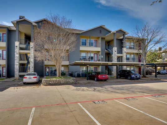 Exterior, Facade, Condo Building