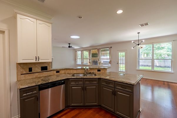 Interior, Kitchen, Pendant Lights, Recessed Lighting, Wood Texture Flooring