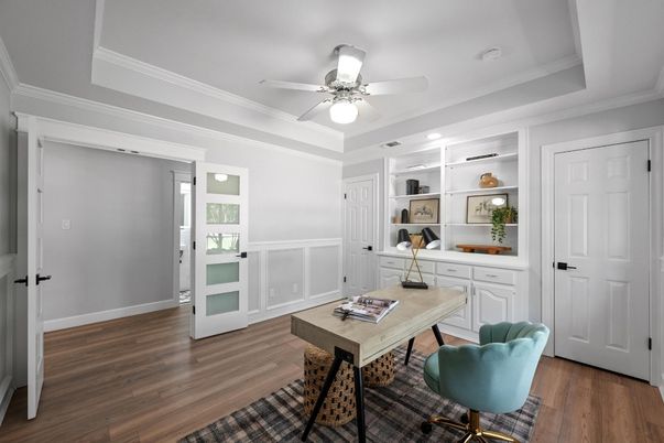 Home Office, Interior, Recessed Lighting, Wood Texture Flooring
