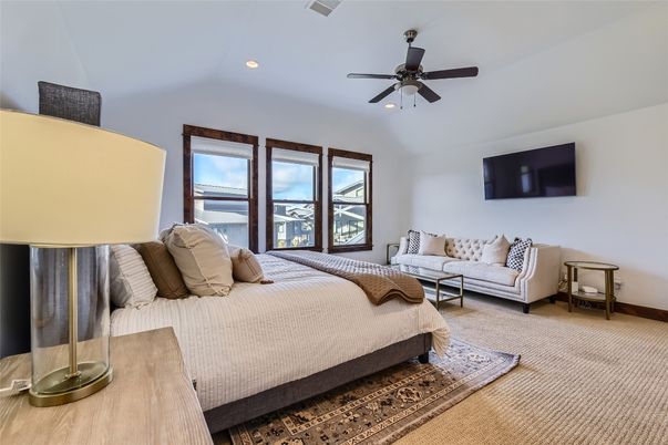 Bedroom, Interior, Recessed Lighting, Water