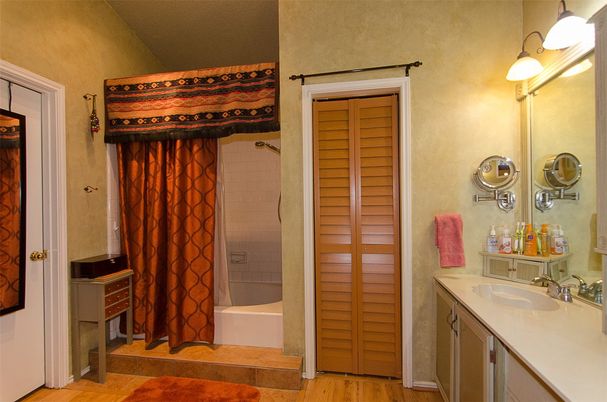 Bathroom, Interior, Wood Texture Flooring