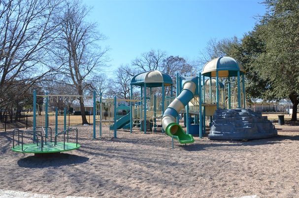 Backyard, Exterior, Playground