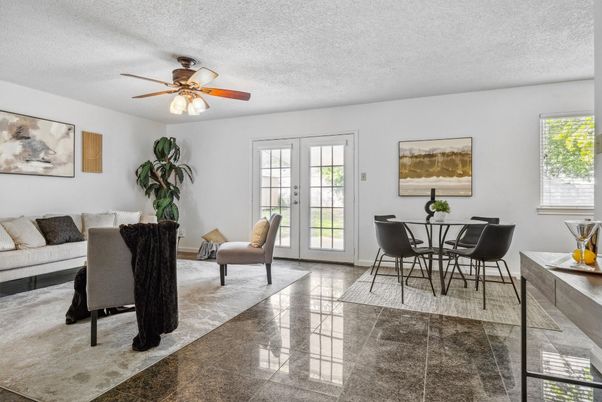 Dining room, Interior