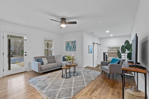 Interior, Living room, Recessed Lighting, Wood Texture Flooring