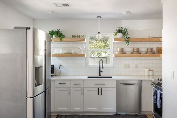 Interior, Kitchen, Pendant Lights, Recessed Lighting, Stainless Steel Appliances