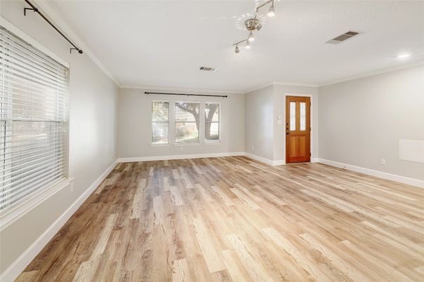Empty room, Interior, Recessed Lighting, Wood Texture Flooring