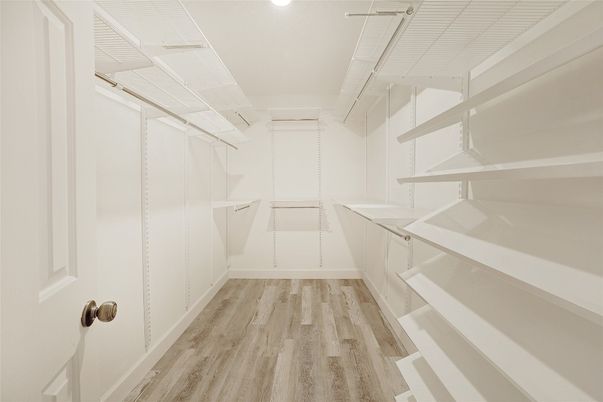Interior, Recessed Lighting, Walk-in Closets, Wood Texture Flooring