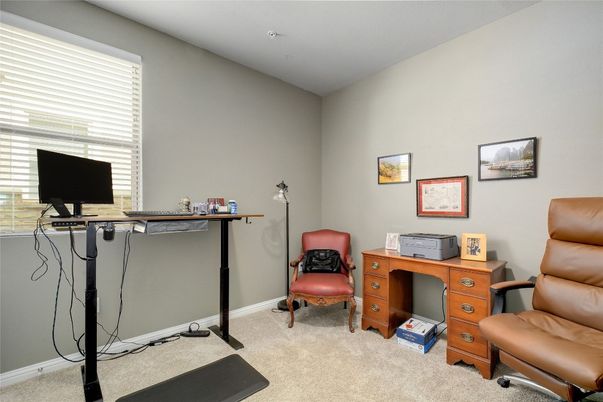 Home Office, Interior