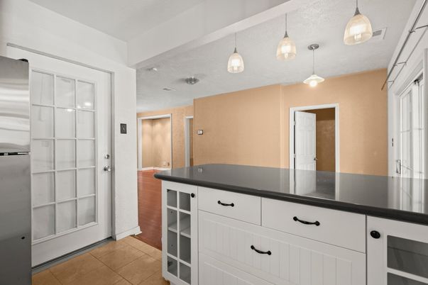 Interior, Kitchen, Pendant Lights