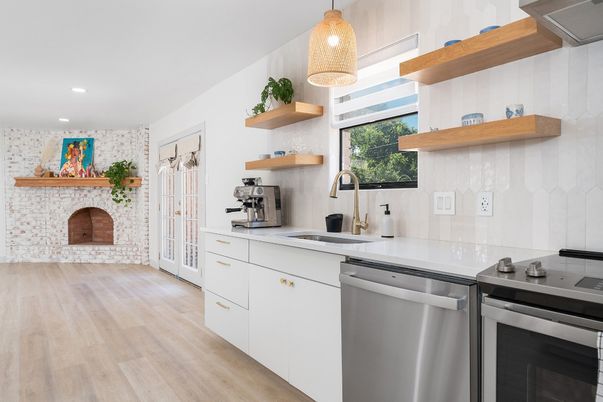 Fireplace, Interior, Kitchen, Pendant Lights, Recessed Lighting, Stainless Steel Appliances, Wood Texture Flooring