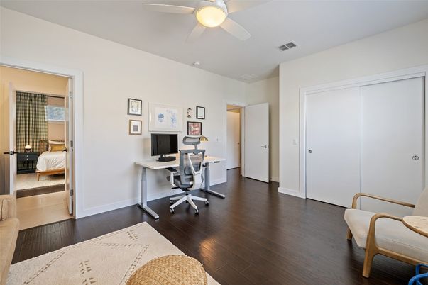 Bedroom, Home Office, Interior, Wood Texture Flooring