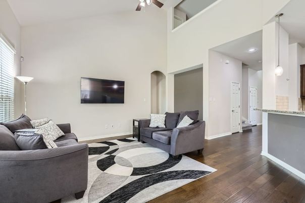 Interior, Living room, Pendant Lights, Recessed Lighting, Wood Texture Flooring