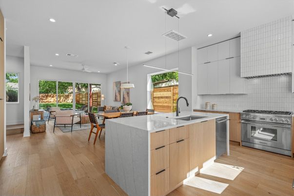 Dining room, Interior, Kitchen, Living room, Pendant Lights, Recessed Lighting, Stainless Steel Appliances, Wood Texture Flooring