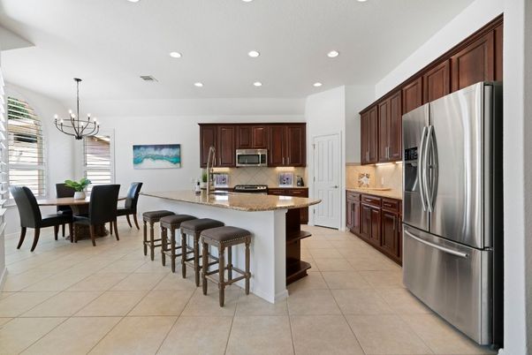 Chandelier, Dining room, Interior, Kitchen, Pendant Lights, Recessed Lighting, Stainless Steel Appliances
