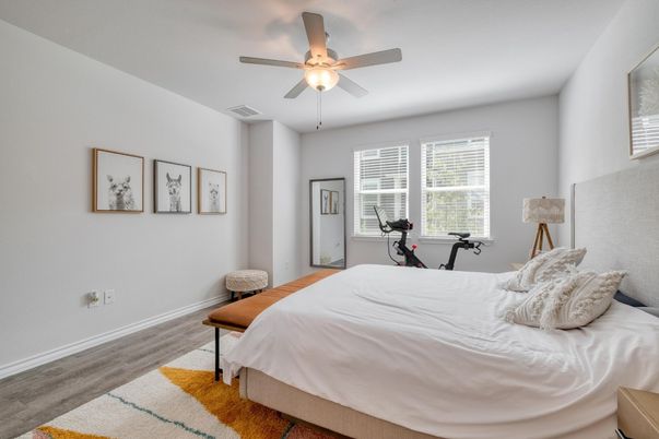 Bedroom, Fitness Equipment, Interior, Wood Texture Flooring