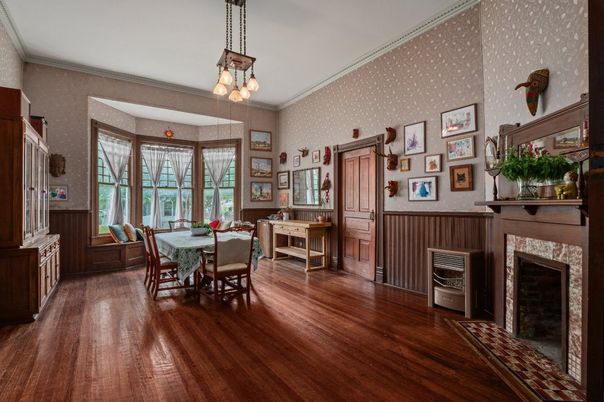 Chandelier, Dining room, Fireplace, Interior, Pendant Lights, Wood Texture Flooring