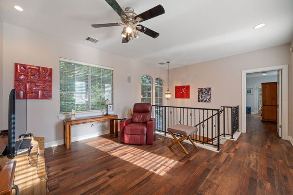 Interior, Pendant Lights, Recessed Lighting, Wood Texture Flooring
