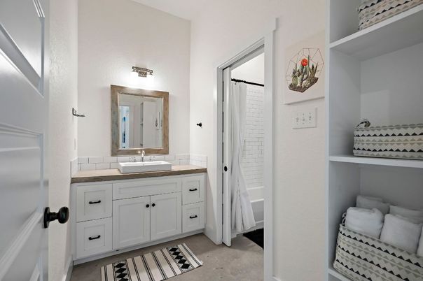 Bathroom, Interior
