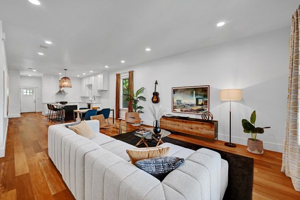 Dining room, Interior, Kitchen, Living room, Pendant Lights, Recessed Lighting, Wood Texture Flooring