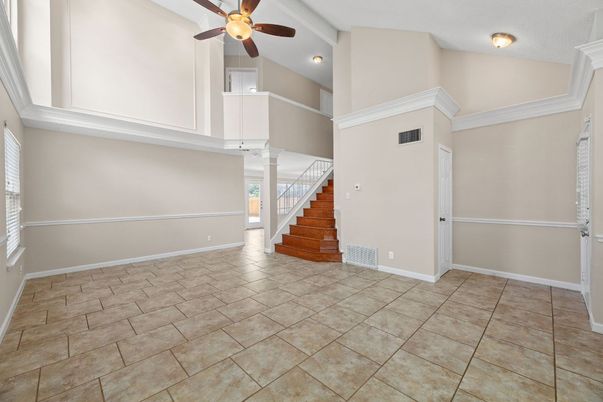 Empty room, Interior, Recessed Lighting