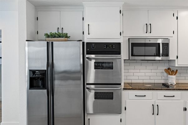 Interior, Kitchen, Stainless Steel Appliances