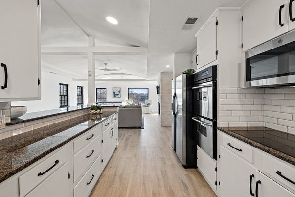 Interior, Kitchen, Living room, Recessed Lighting, Wood Texture Flooring