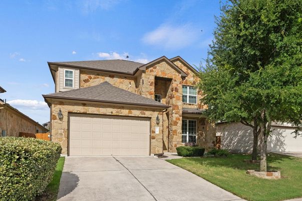 Attached, Exterior, Facade, Brick Traditional