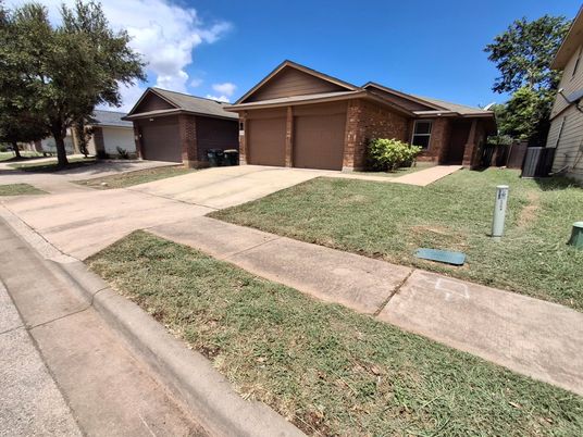 Attached, Exterior, Facade, Brick Facade, Ranch