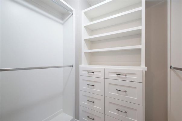 Interior, Walk-in Closets
