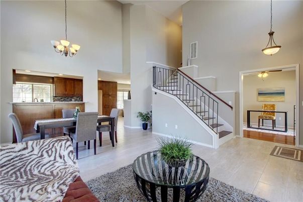 Chandelier, Dining room, Interior, Kitchen, Pendant Lights