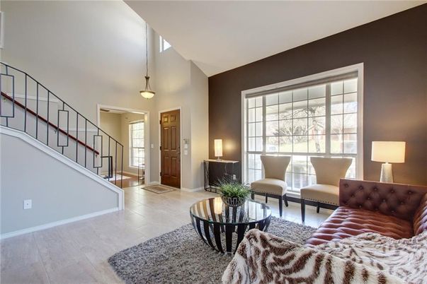 Interior, Living room, Pendant Lights, Wood Texture Flooring