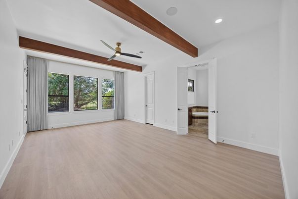 Empty room, Interior, Recessed Lighting, Wooden Beams, Wood Texture Flooring