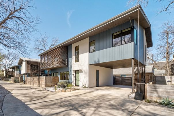 Backyard, Exterior, Facade, Modern