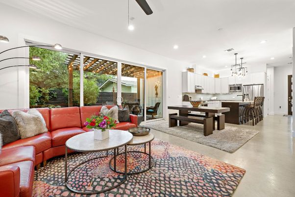 Dining room, Interior, Kitchen, Living room, Pendant Lights, Recessed Lighting, Stainless Steel Appliances
