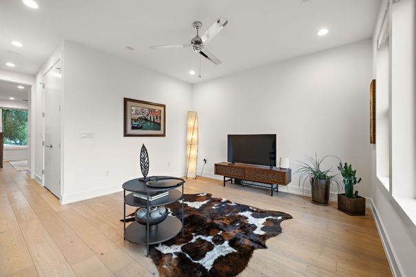 Interior, Recessed Lighting, Wood Texture Flooring