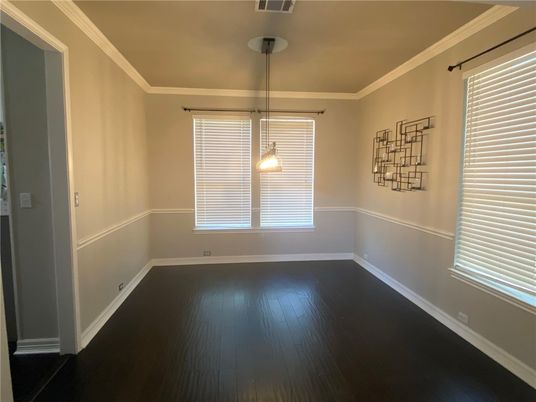 Empty room, Interior, Pendant Lights, Wood Texture Flooring